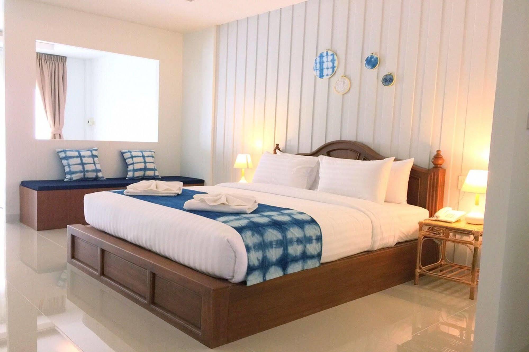 Baan Iyara Hotel Nan Ngoại thất bức ảnh