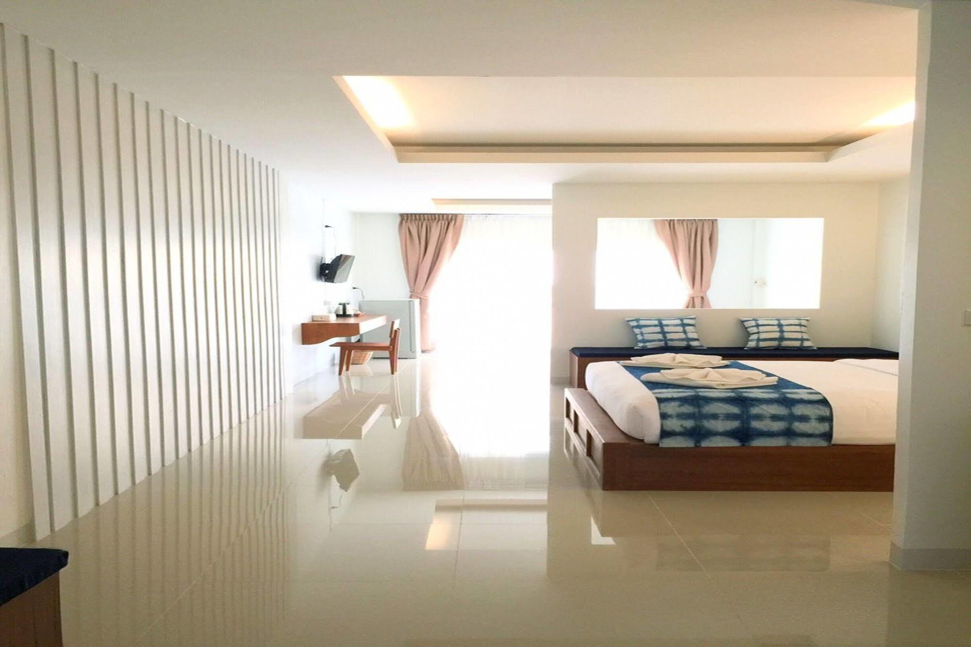 Baan Iyara Hotel Nan Ngoại thất bức ảnh