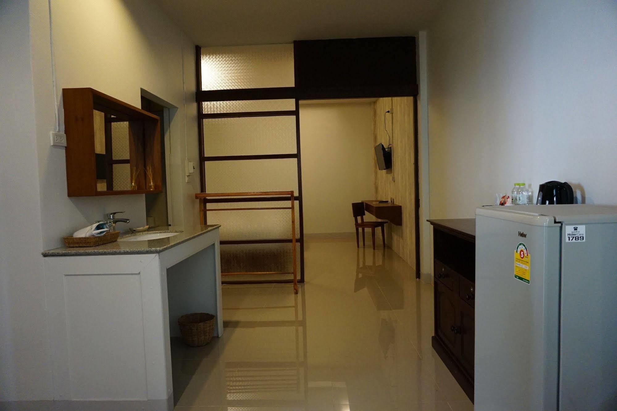 Baan Iyara Hotel Nan Ngoại thất bức ảnh