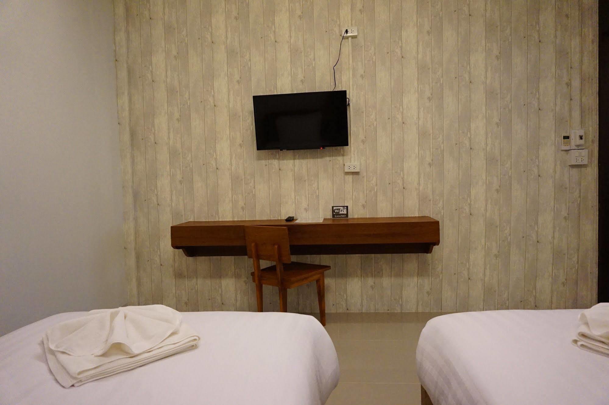 Baan Iyara Hotel Nan Ngoại thất bức ảnh