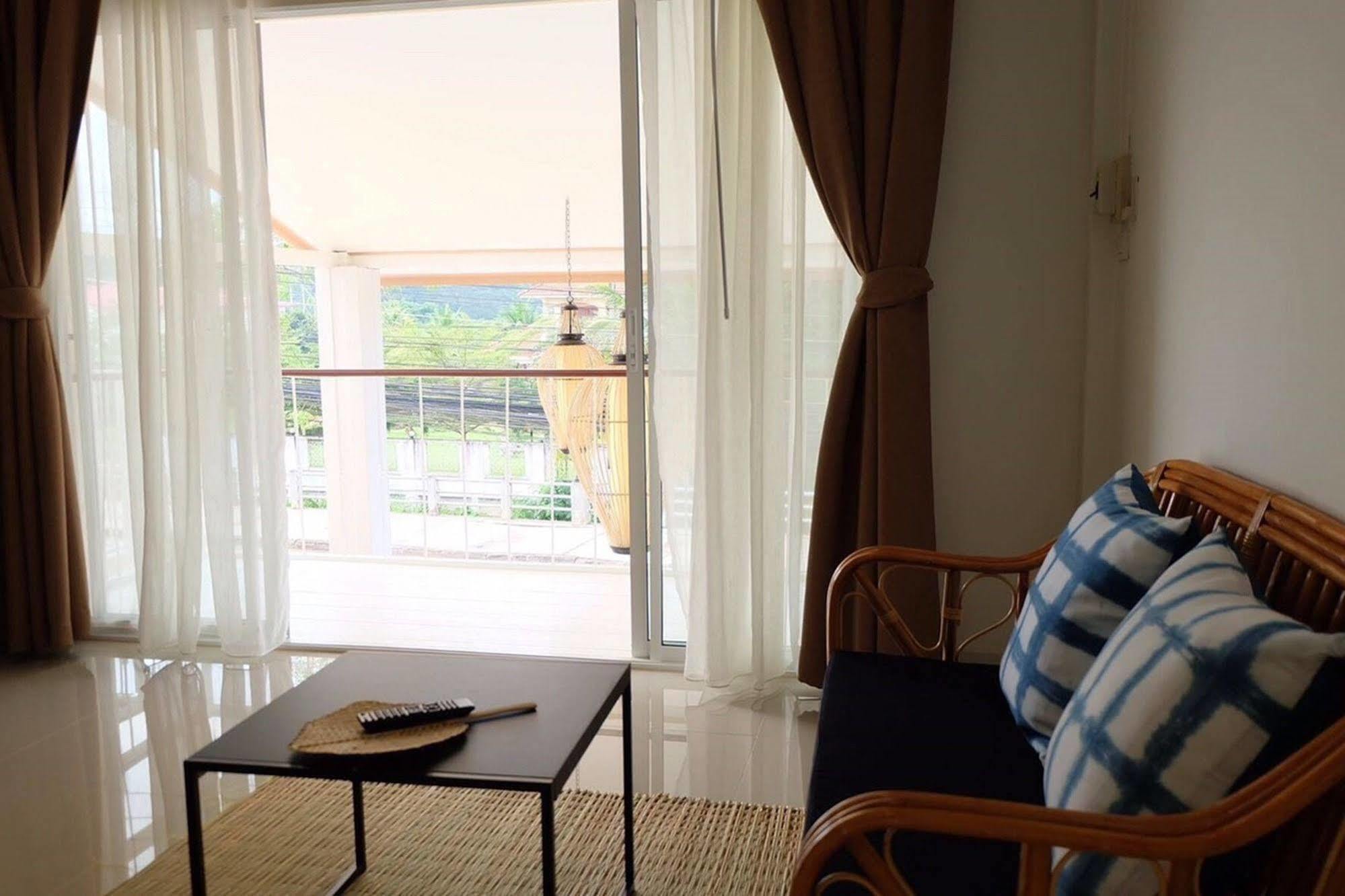 Baan Iyara Hotel Nan Ngoại thất bức ảnh